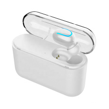 Portable BT 5.0 Q32 in-ear invisible mini cheap wireless earpiece earbud with 1500mah charging case